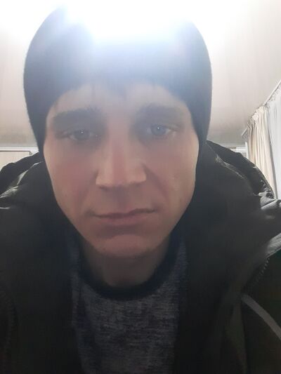  ,   Nikolay, 32 ,     , c 