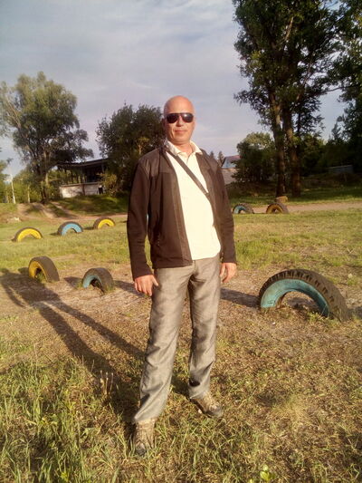  ,   Sergei, 42 ,   