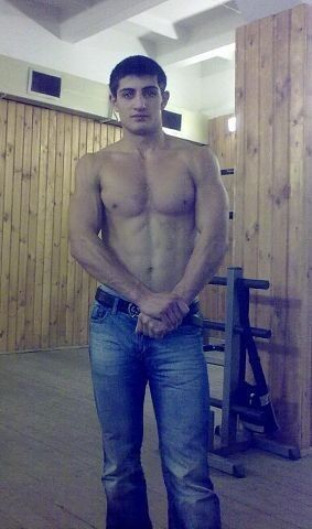 ,   Armen, 34 ,   ,   , c 