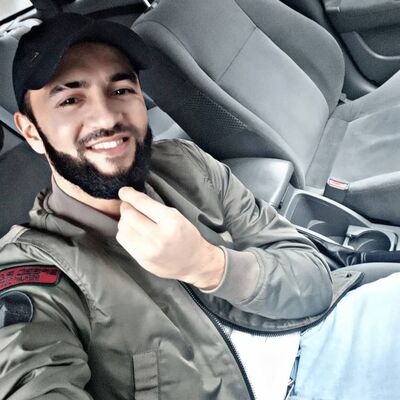  Bielany Wroclawskie,   Erik, 33 ,   ,   