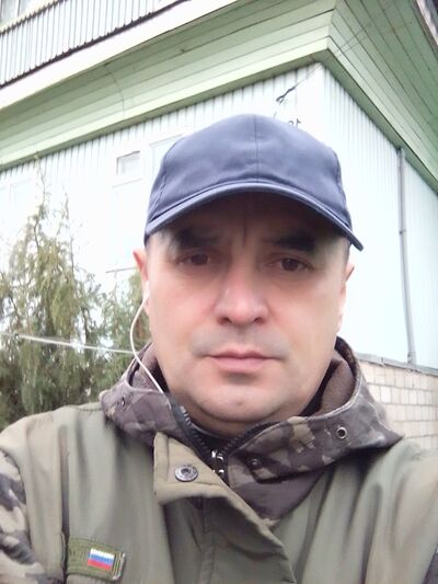  ,   Ayrat, 49 ,   c 