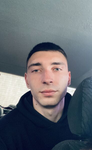  ,   Konstantin, 23 ,     , c 