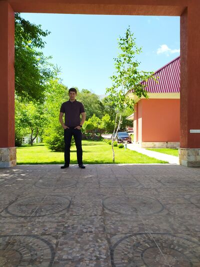  ,   Shukhrat, 30 ,   ,   , c 