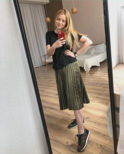  ,   , 29 ,   ,   