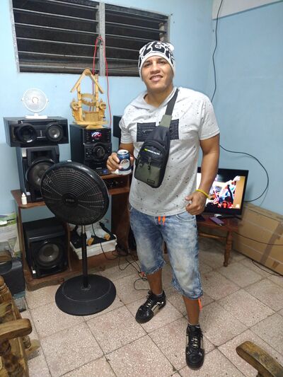  -,   Yordenis, 41 ,   ,   