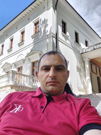 ,   Arsen, 42 ,   ,   