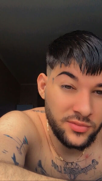  ,   Jonathan, 24 ,   ,   