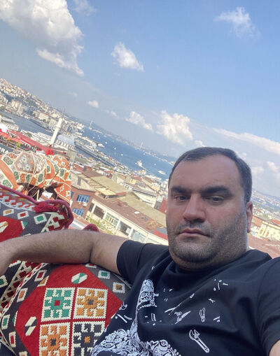  ,   Sali, 40 ,   ,   