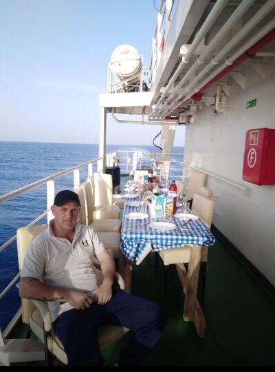  --,   Andrey, 37 ,   ,   