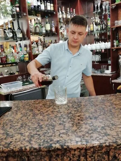  ,   Alex, 31 ,   ,   , c 