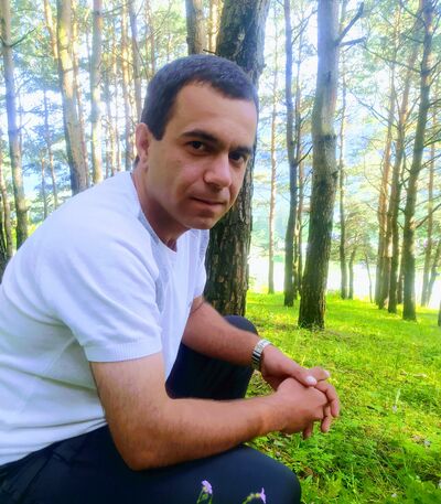  ,   Artur, 34 ,   ,   