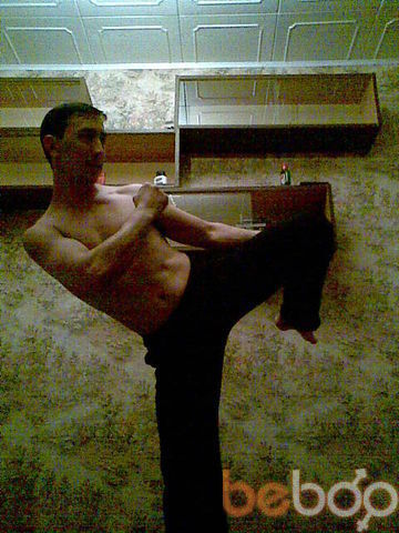 1261781  Murad, 37 ,    