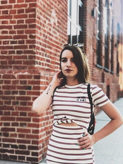  ,   Alisha, 26 ,   ,   , c , 