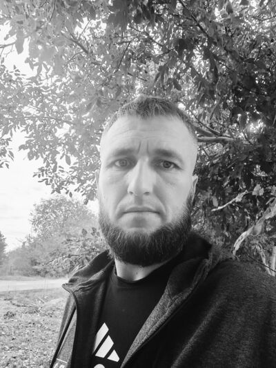 ,   Bro Vlabimer, 36 ,   ,   
