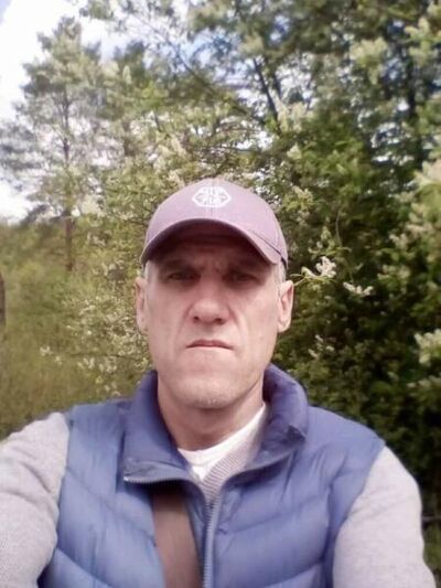  ,   Ruslan, 42 ,   ,   , c , 