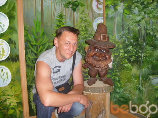  ,   SASHA, 58 ,   