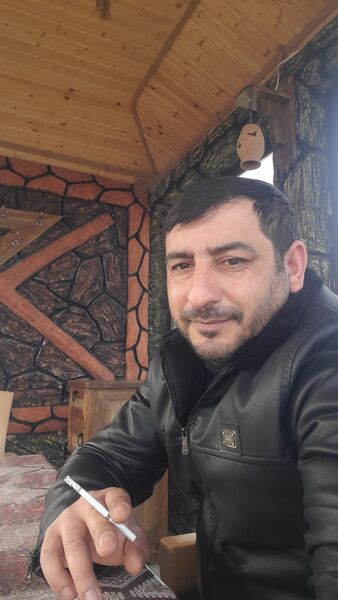  ,   Emin, 39 ,   ,   