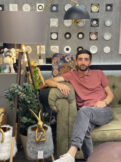  ,   ARMEN, 27 ,     , c , 