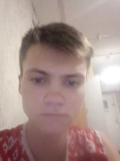  ,   Maksim, 21 ,   ,   , c 