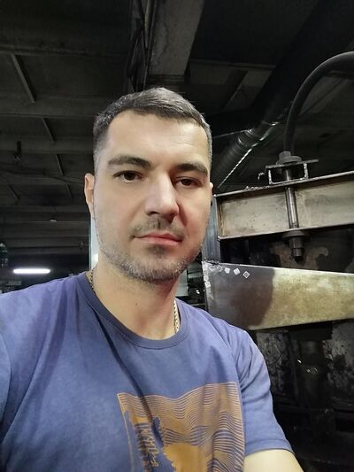  ,   Artem, 38 ,   ,   