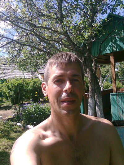  -,   Dmitrij, 51 ,   