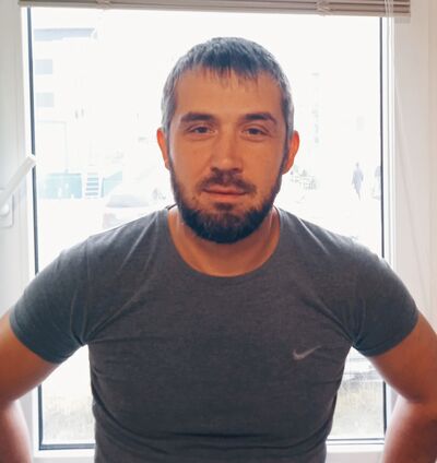  ,   Ruslan, 40 ,   ,   