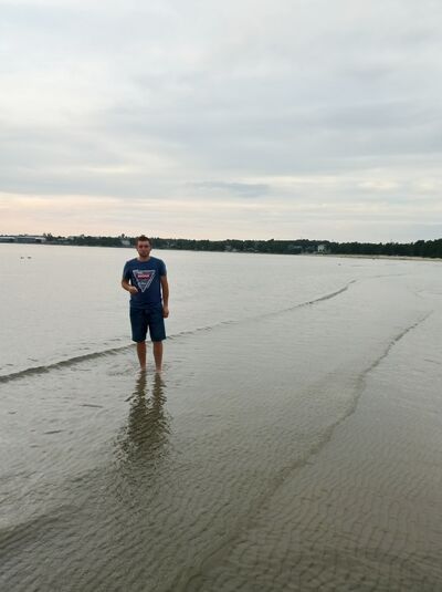 ,   Andrew, 28 ,   ,   