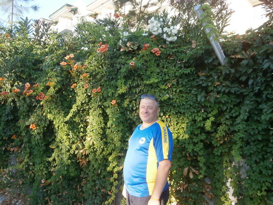  ,   Alex, 51 ,   ,   , c 
