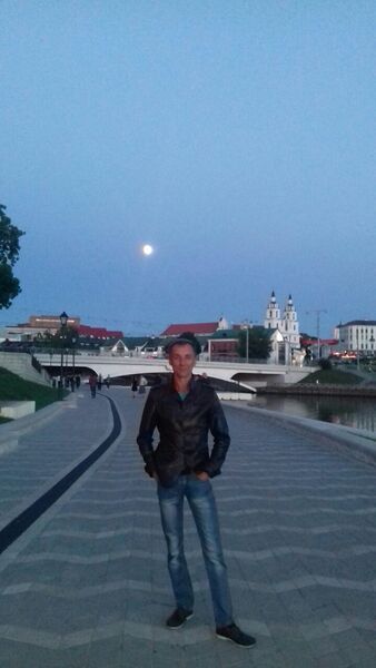  ,   Viktor, 48 ,   ,   , c 