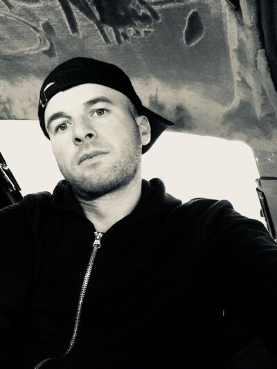  ,   Ruslan, 36 ,   ,   