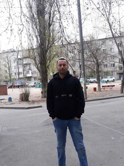  ,   Vahag, 38 ,   