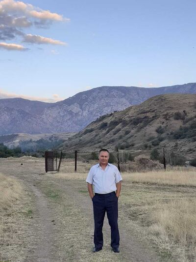 ,   Maks, 52 ,   ,   