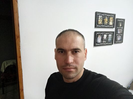  ,   Dorin, 31 ,   ,   