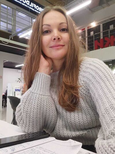 ,   Elena, 40 ,   ,   , c 