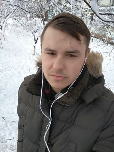  ,   Igor, 25 ,   