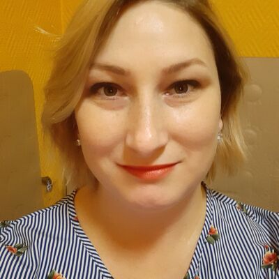  ,   Elena, 44 ,   ,   