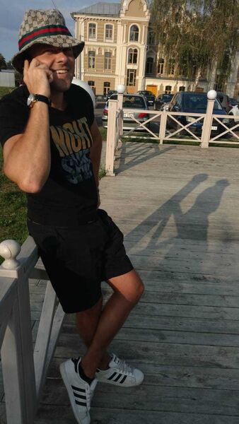  ,   Dima, 42 ,   
