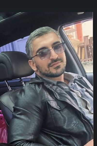  ,   Orxan, 32 ,   ,   