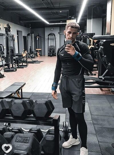  ,   Denis, 27 ,   ,   , c , 