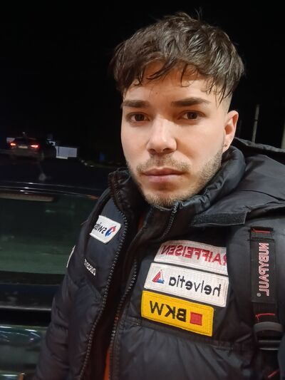  -,   Alvaro, 24 ,   ,   