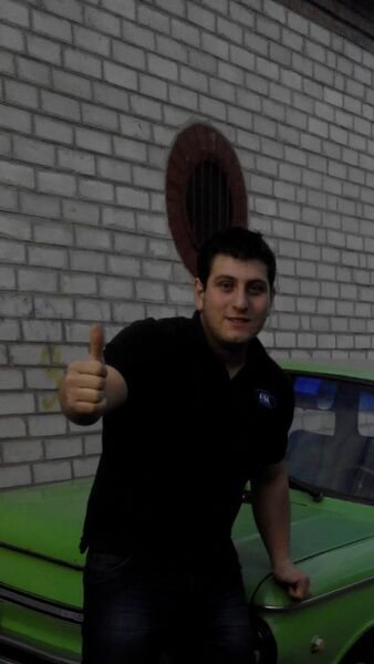  ,   Alik, 35 ,   