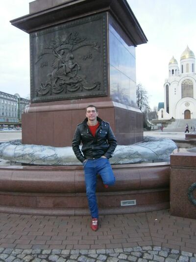  ,   Denis, 33 ,   ,   