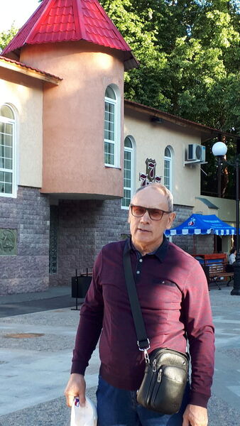  ,   , 75 ,   ,   , c 