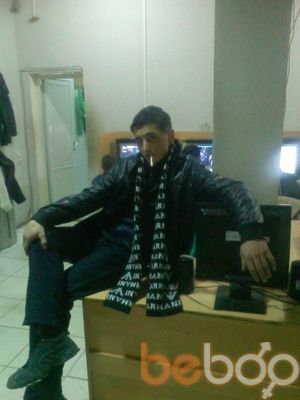  ,   Emil, 36 ,   ,   , c , 
