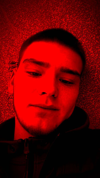  ,   Viktor, 24 ,   ,   , 