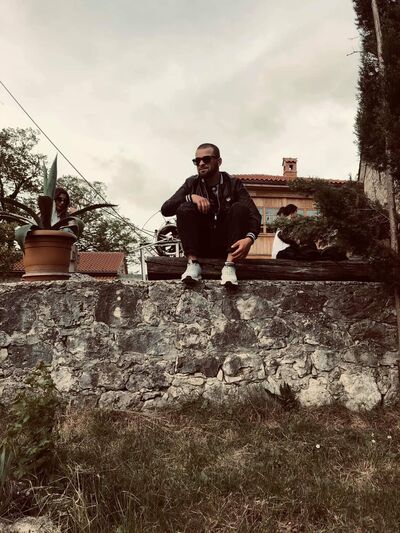  ,   Lado, 32 ,   c 