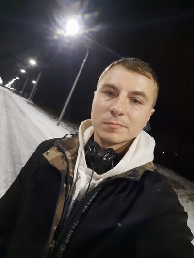  ,   Andy, 32 ,   ,   