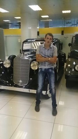  19124991  Sergei, 35 ,    