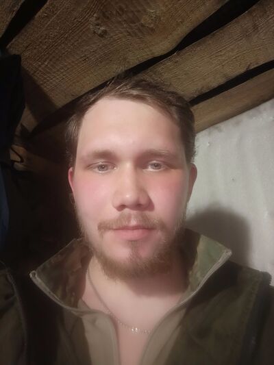  ,   Artyom, 22 ,   ,   