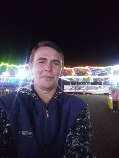  ,   Sergea, 42 ,   